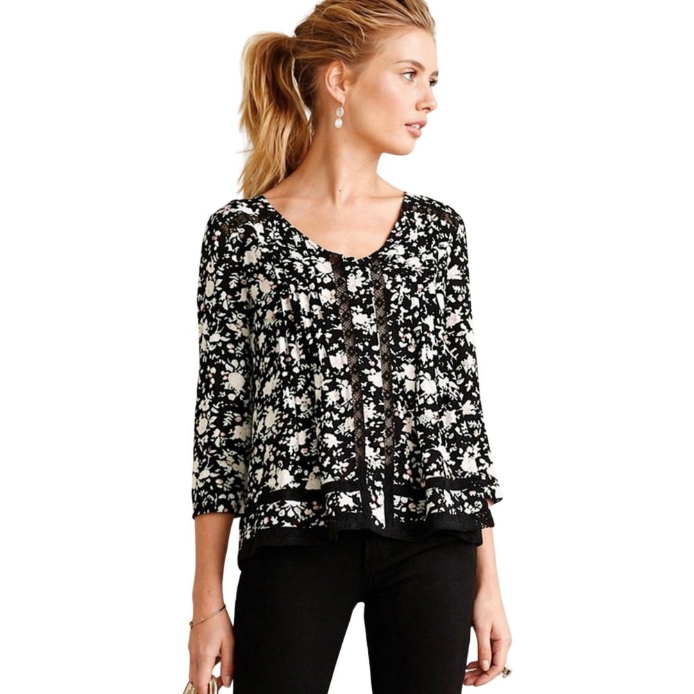 Anthropologie Maeve Top Womens Size 12 Black Pink Floral Crochet Lace Boxy Boho